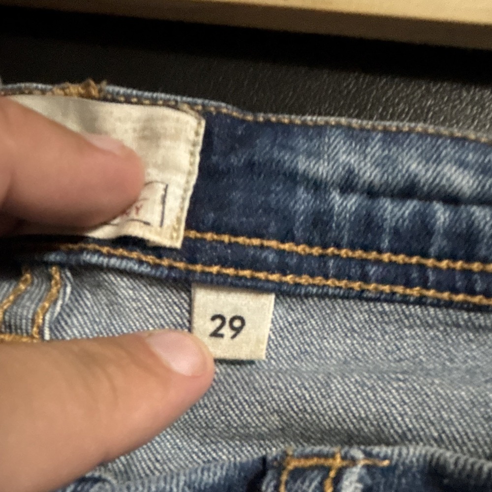 BKE Woman's Skinny Mid Rise Medium Wash Blue Denim Jeans Distressed 29x25 - Picture 9 of 10
